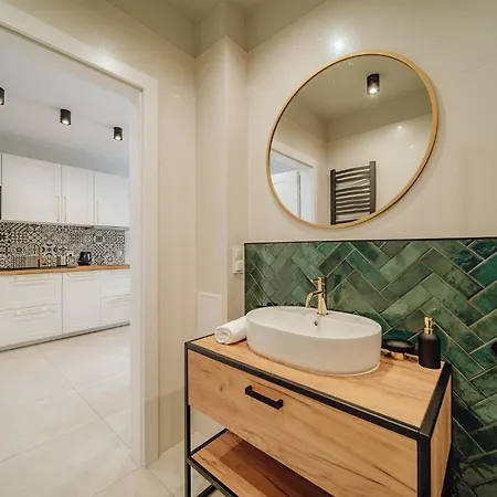 Silence Karpatia Nefryt *