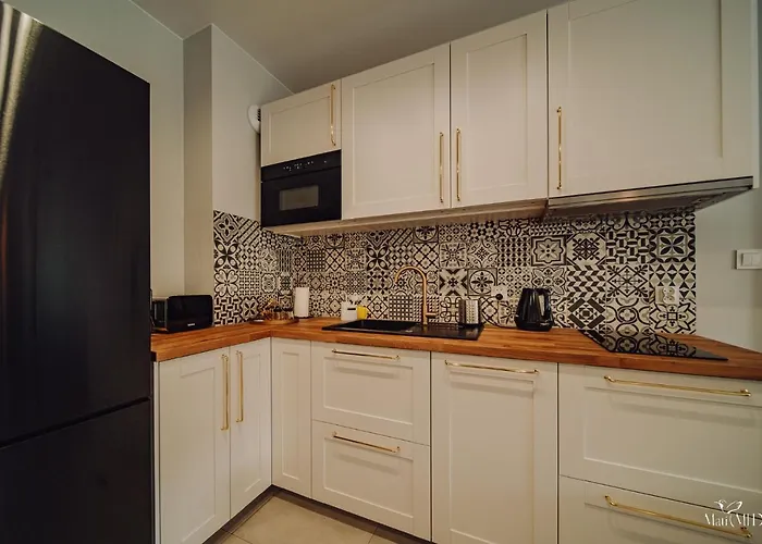 Silence Karpatia Nefryt קרפאז'